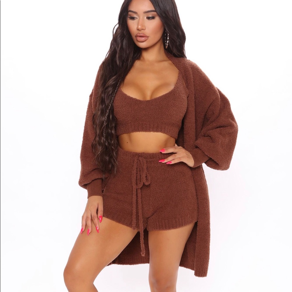 NWT 3-Piece Fuzzy Lounge Set